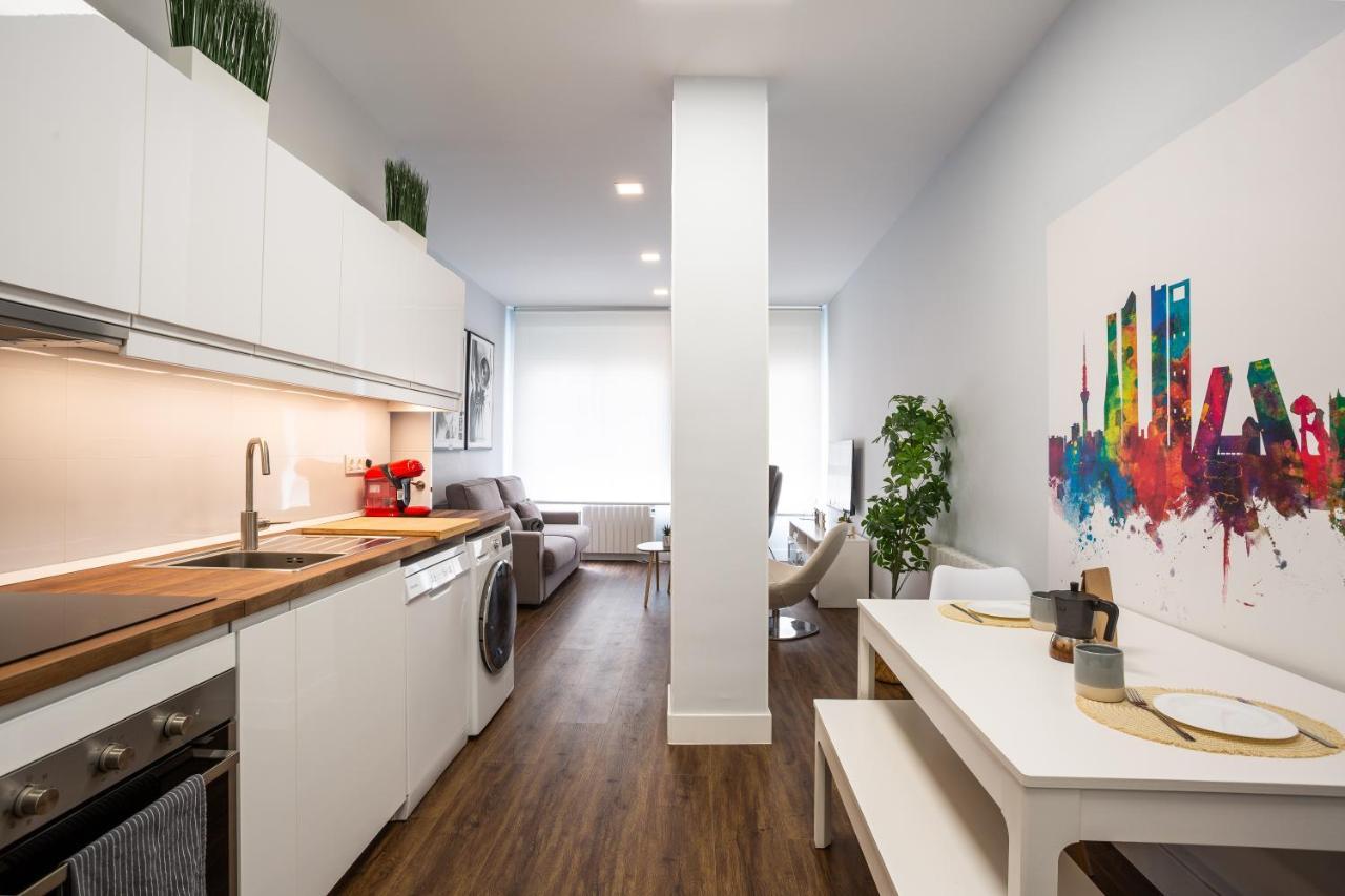 Nuevo! 2 Hab, Bano Doble, Garaje, Metro A 200m Appartement Madrid