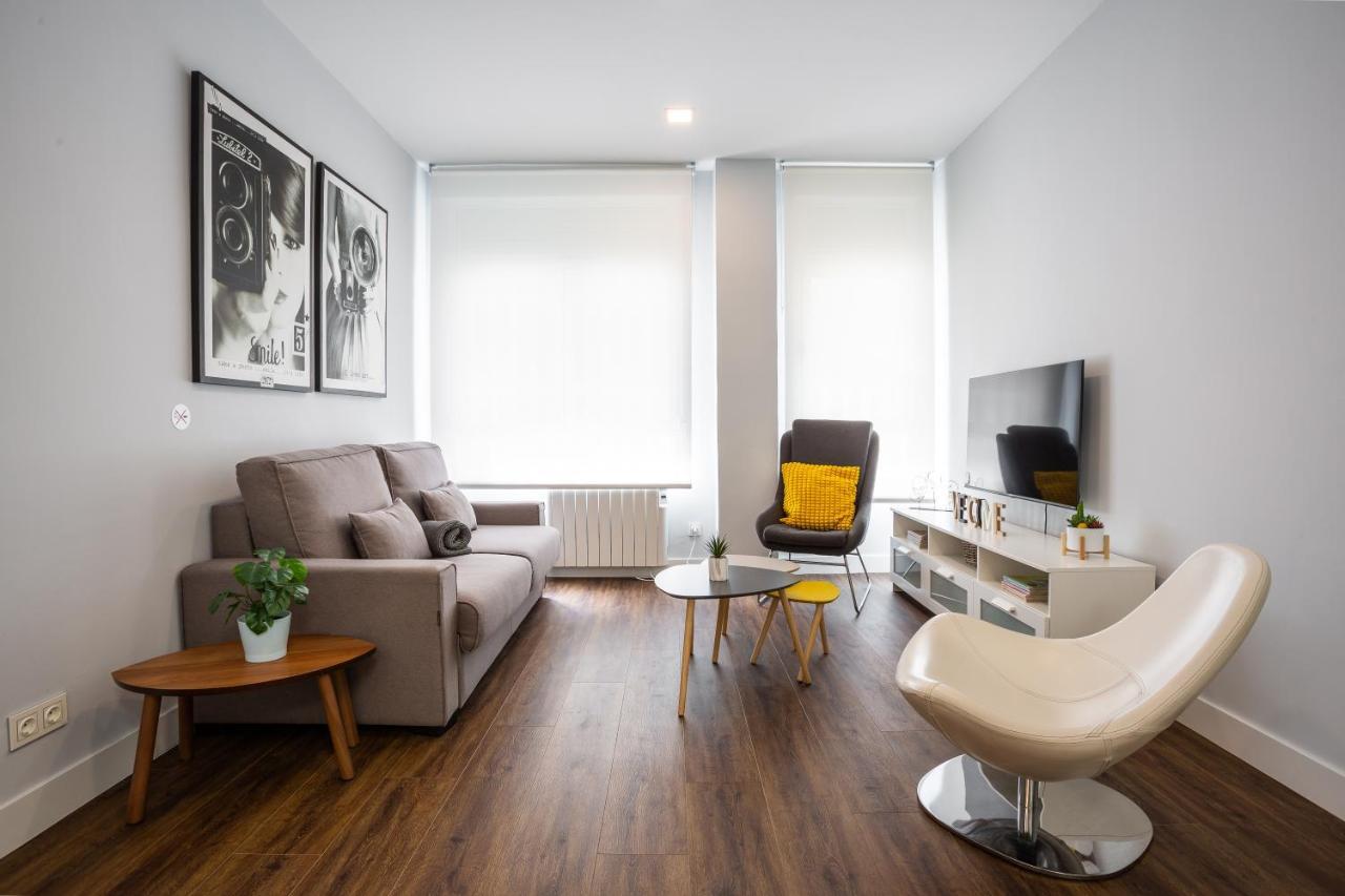 Appartement Nuevo! 2 Hab, Bano Doble, Garaje, Metro A 200m